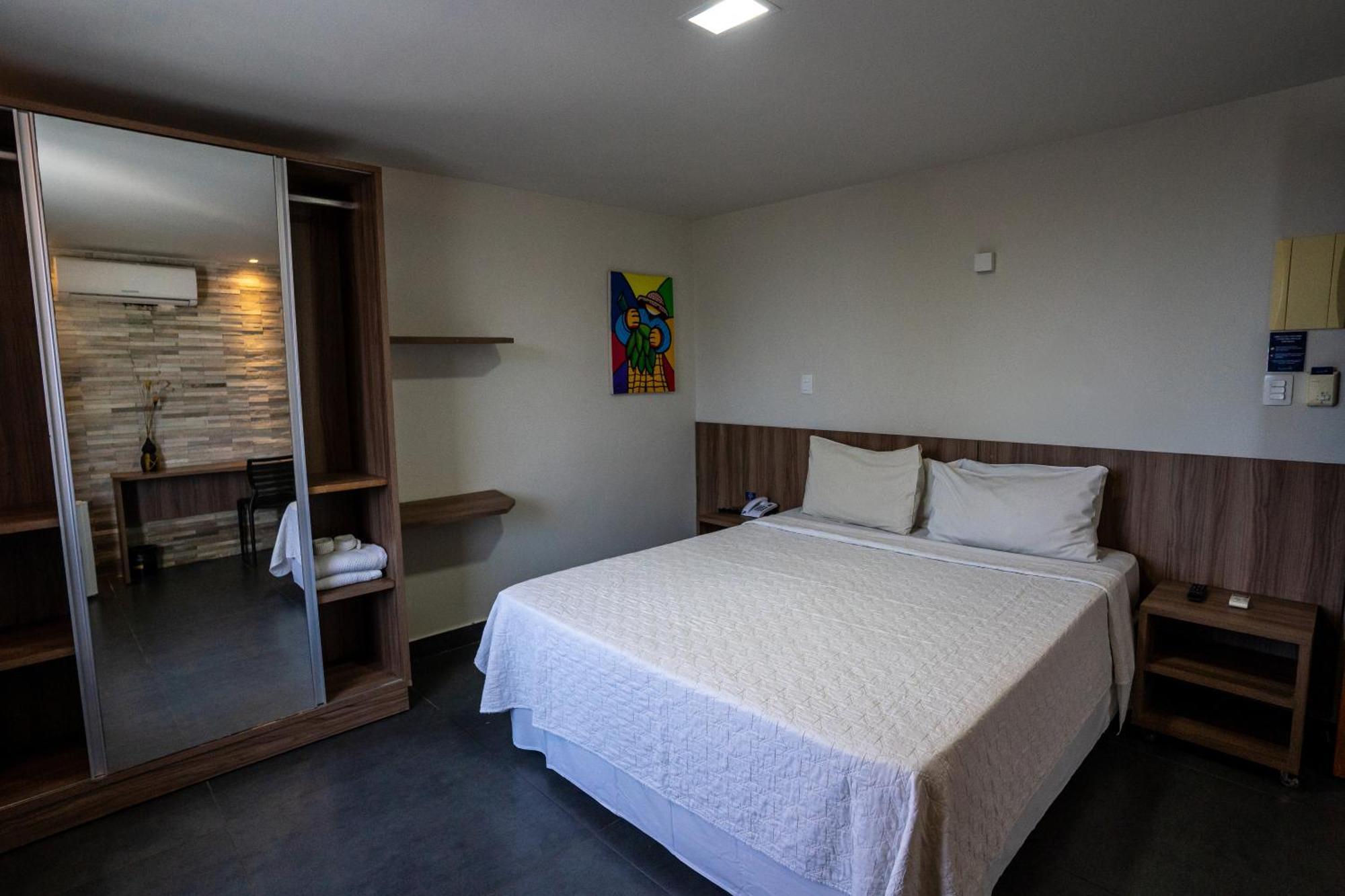 Bessa Beach Hotel โจเอาเปสโซอา ภายนอก รูปภาพ
